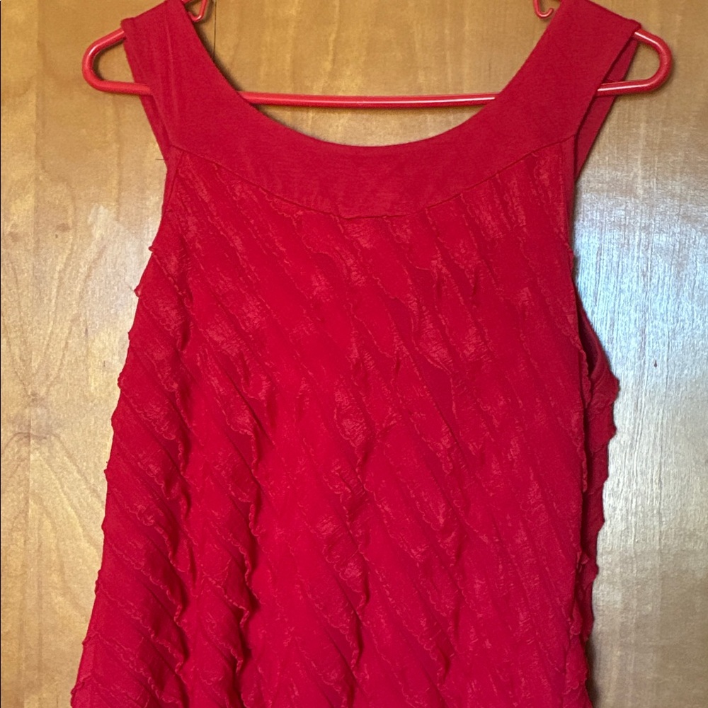 Red Textured Tank Top - Picture 6 of 6
